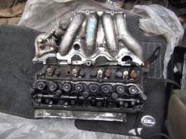 Головка блока цилиндров на Mitsubishi Canter FE638 4D35